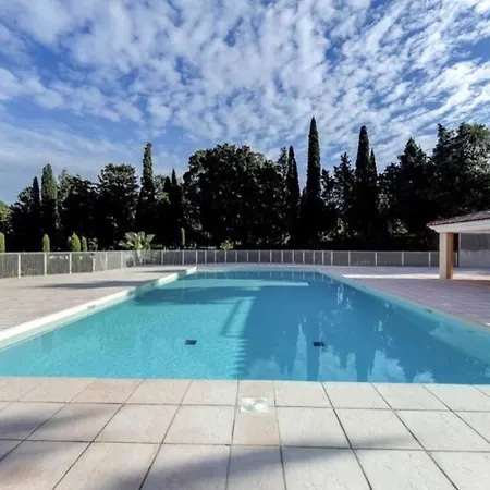 F3, 4 Pers-centre Ville-standing- Domaine De La Baie - - Ref Znjmvm Cavalaire-sur-Mer
